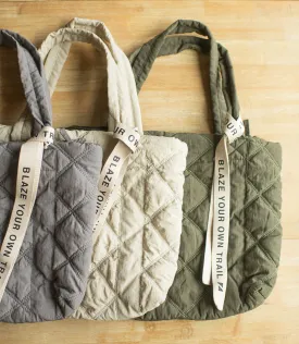 QUILTED SHOULDER BAG